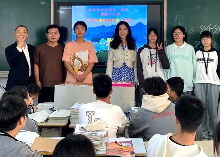 高一政治組舉辦“體育夢，健康夢，中國夢”主題演講比賽